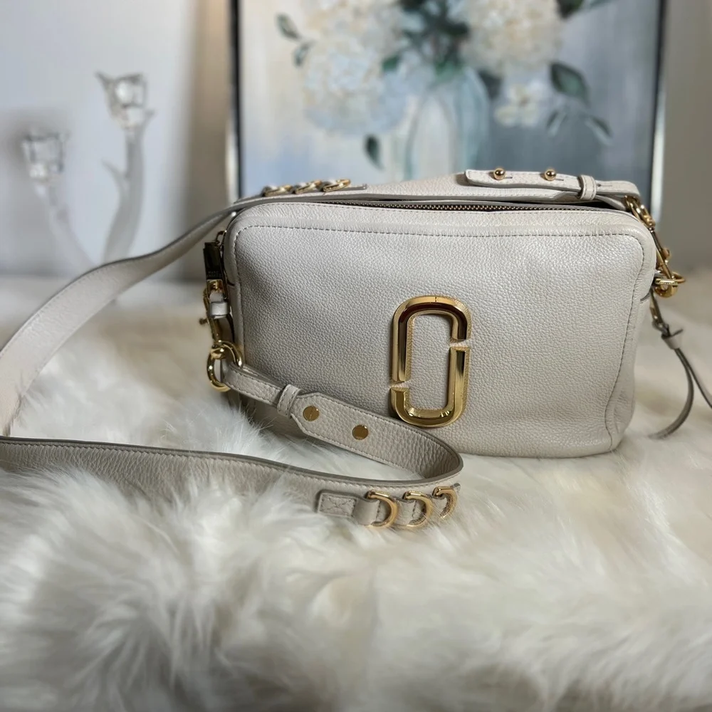 SOLD Authentic MARC JACOBS  Crossbody Bag Leather - Picture 8 of 16